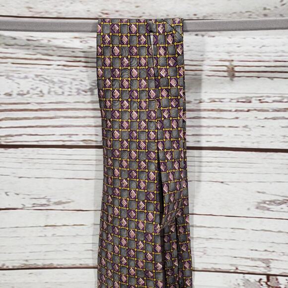 Villa Bugatti Men's Multicolor Geometric 100%Italian Silk Tie - Picture 4 of 8